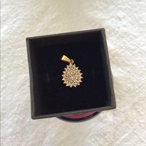 Vintage 10k yellow gold vintage pendant